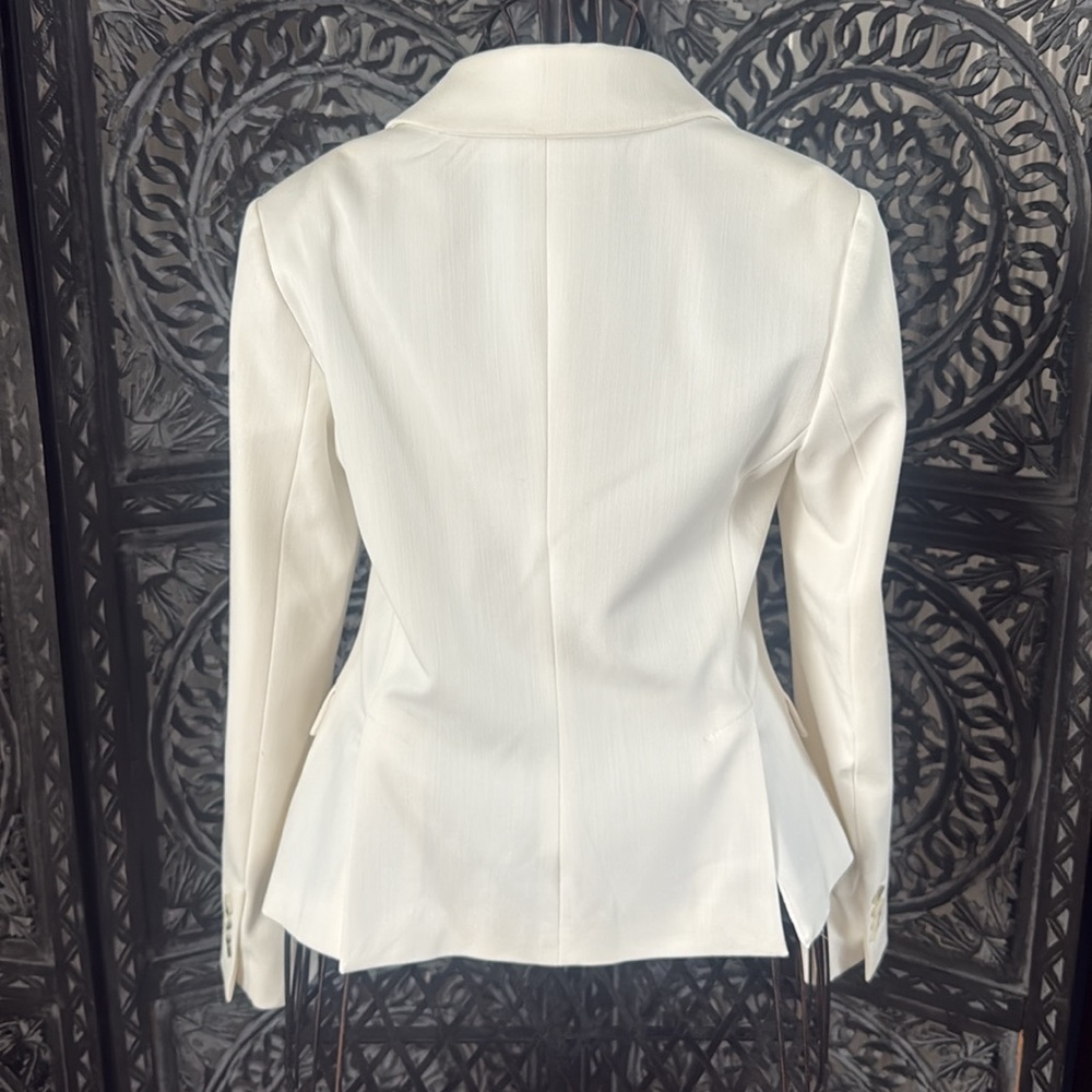 Express well made blazer classy white. like new. size 2 - Picture 9 of 10
